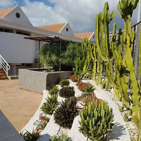 Views, International Channels, A-c, Pool, Bar *