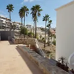 Views, International Channels, A-c, Pool, Bar Apartmán Costa Adeje (Tenerife)