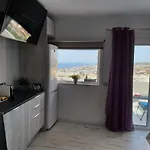 Views, International Channels, A-c, Pool, Bar Apartmán