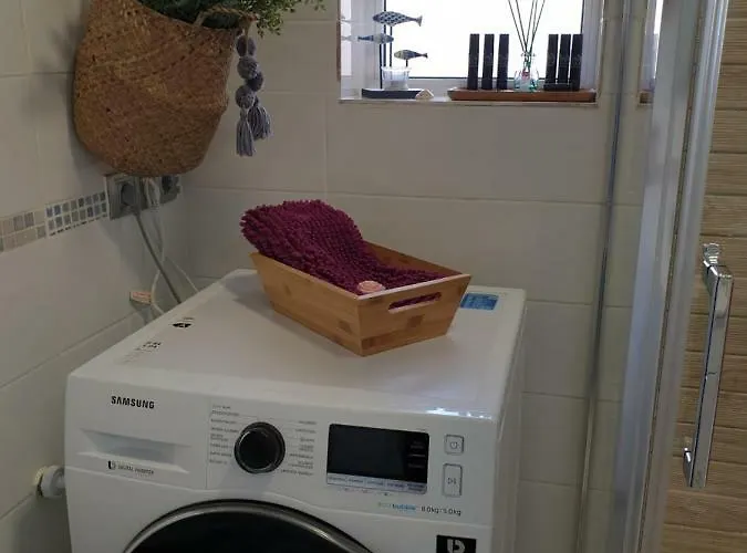 Views, International Channels, A-c, Pool, Bar Apartment *